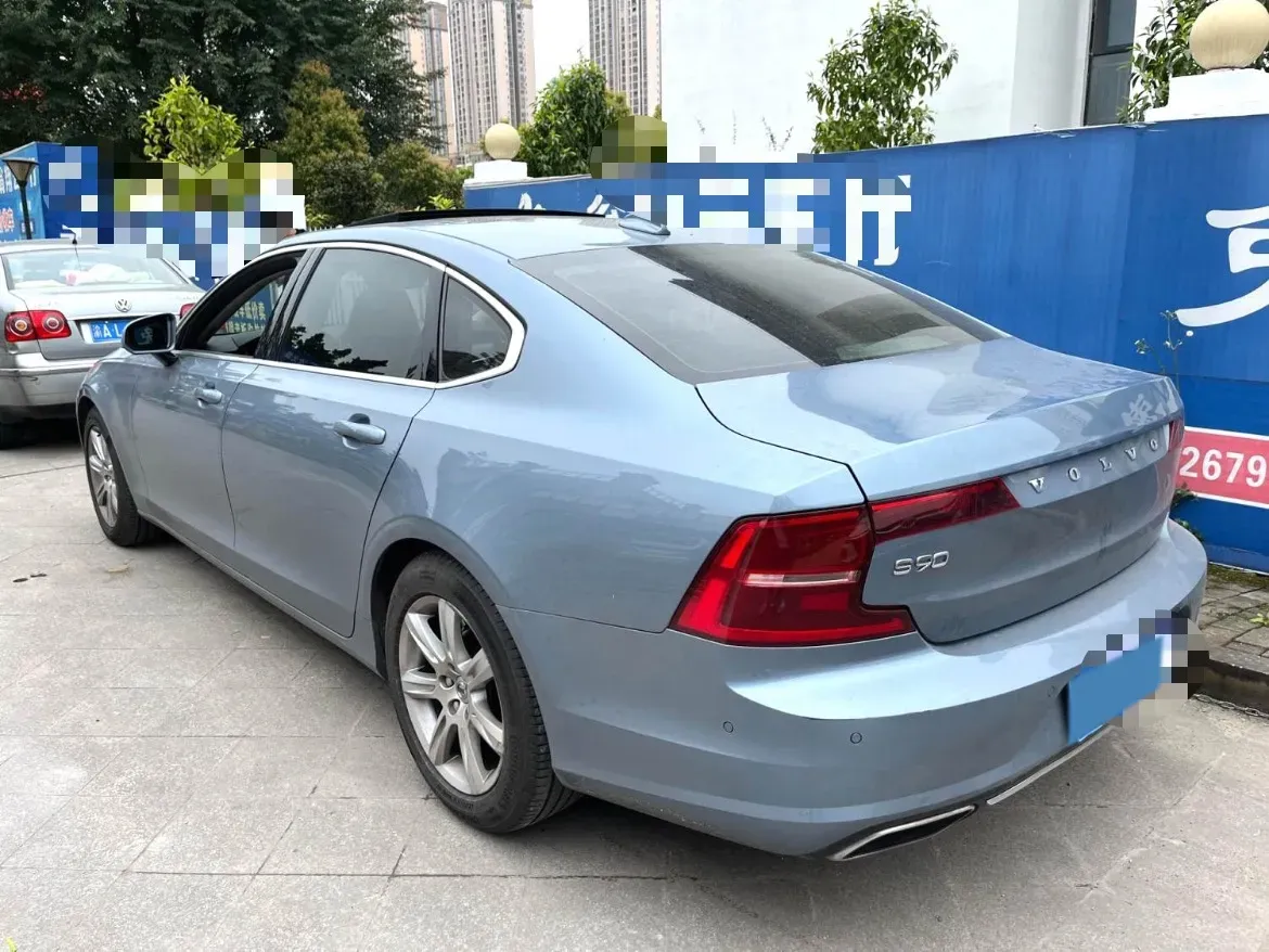 2018 Volvo S90 2.0T 190HP L4 8AT,autocango,china used car exporter,china ev exporter,chinese used car exporter,chinese used ev exporter