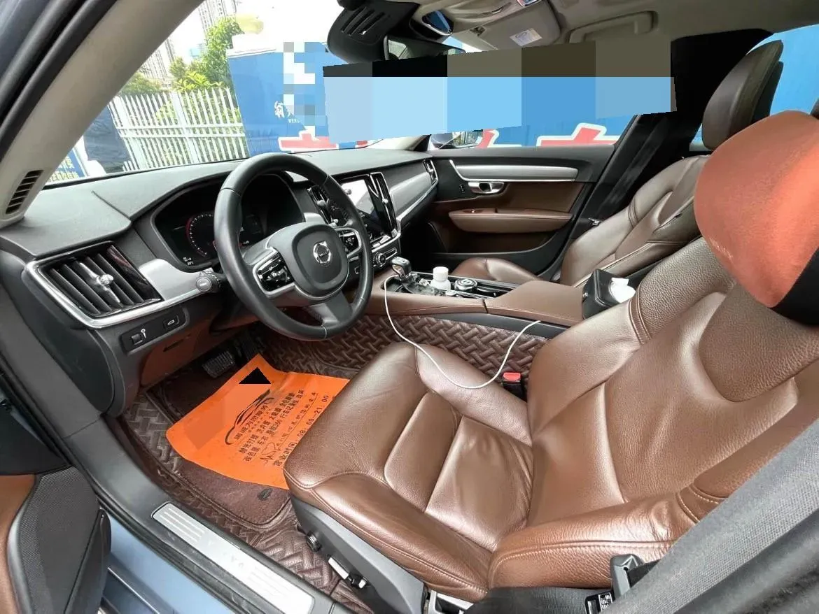 2018 Volvo S90 2.0T 190HP L4 8AT,autocango,china used car exporter,china ev exporter,chinese used car exporter,chinese used ev exporter