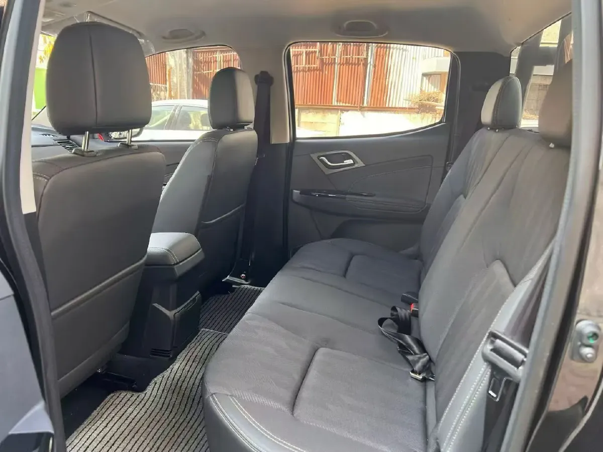 2023 Isuzu LingTuo 2.5T 150HP L4 8AT,autocango,china used car exporter,china ev exporter,chinese used car exporter,chinese used ev exporter