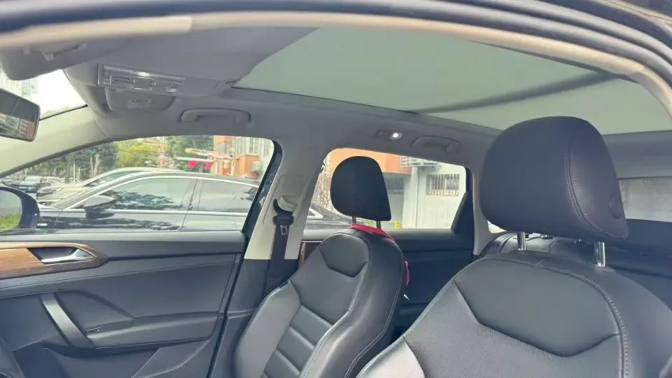 2021 Volkswagen Tharu 1.4T 150HP L4 7DCT,autocango,china used car exporter,china ev exporter,chinese used car exporter,chinese used ev exporter