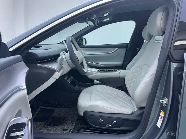 2023 ChangAn QiYuan A07 1.5L 95HP L4 REEV 28.4KWH,autocango,china used car exporter,china ev exporter,chinese used car exporter,chinese used ev exporter