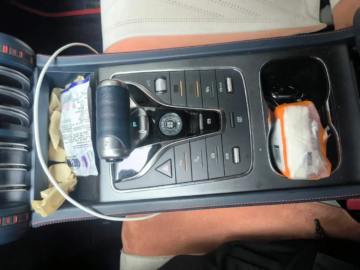 2022 Foton Grand General G7 2.0T 238HP L4 8AT,autocango,china used car exporter,china ev exporter,chinese used car exporter,chinese used ev exporter