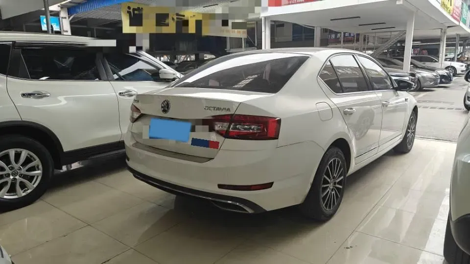 2018 Skoda Octavia 1.6L 110HP L4 6AT,autocango,china used car exporter,china ev exporter,chinese used car exporter,chinese used ev exporter