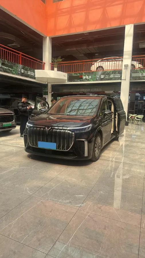 2022 Voyah Dream BEV 82KWH,autocango,china used car exporter,china ev exporter,chinese used car exporter,chinese used ev exporter