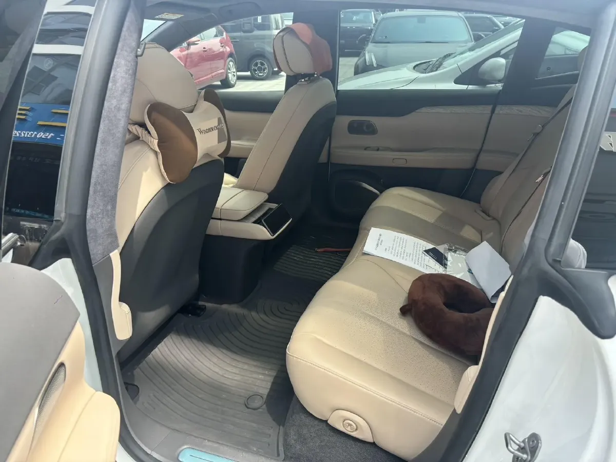 2023 NIO EC7 BEV 75KWH,autocango,china used car exporter,china ev exporter,chinese used car exporter,chinese used ev exporter