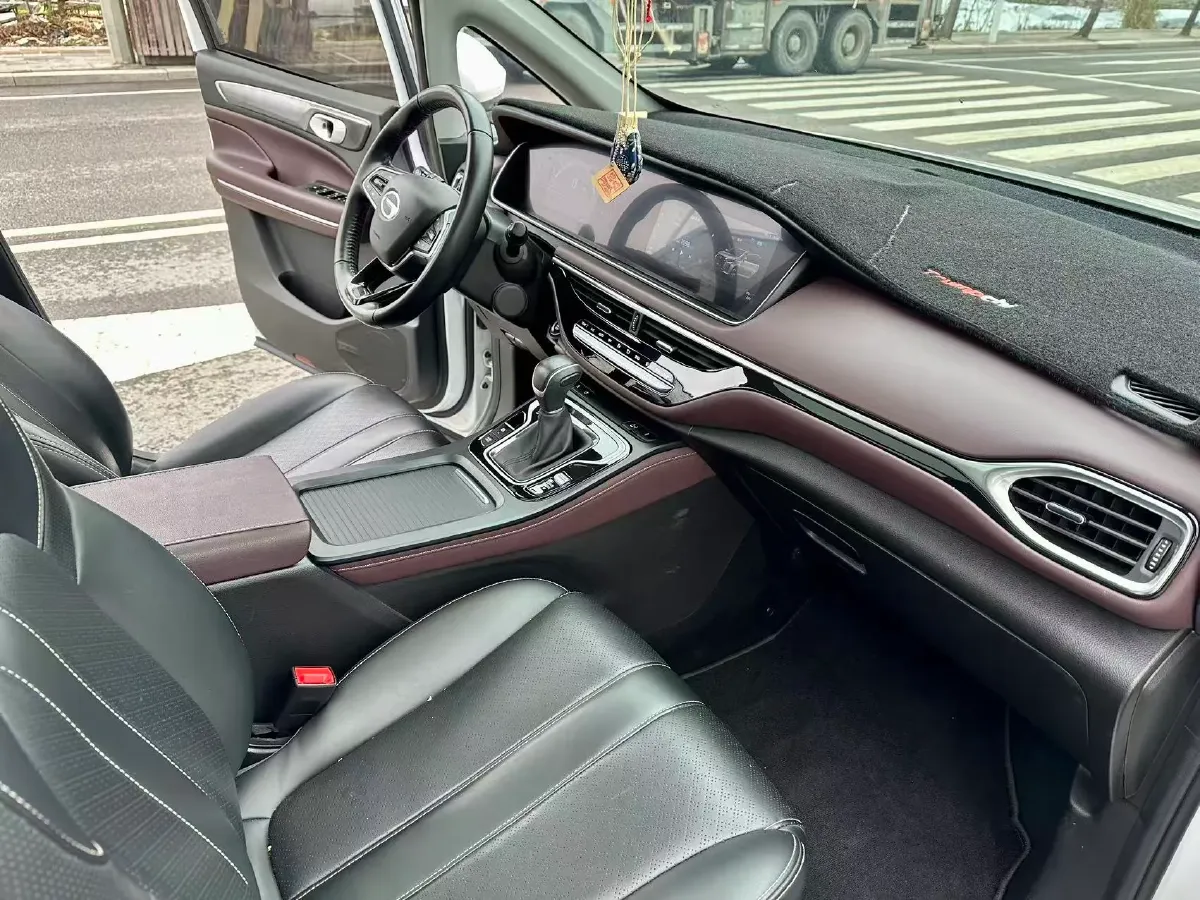 2021 GAC Trumpchi M6 1.5T 169HP L4 6AT,autocango,china used car exporter,china ev exporter,chinese used car exporter,chinese used ev exporter