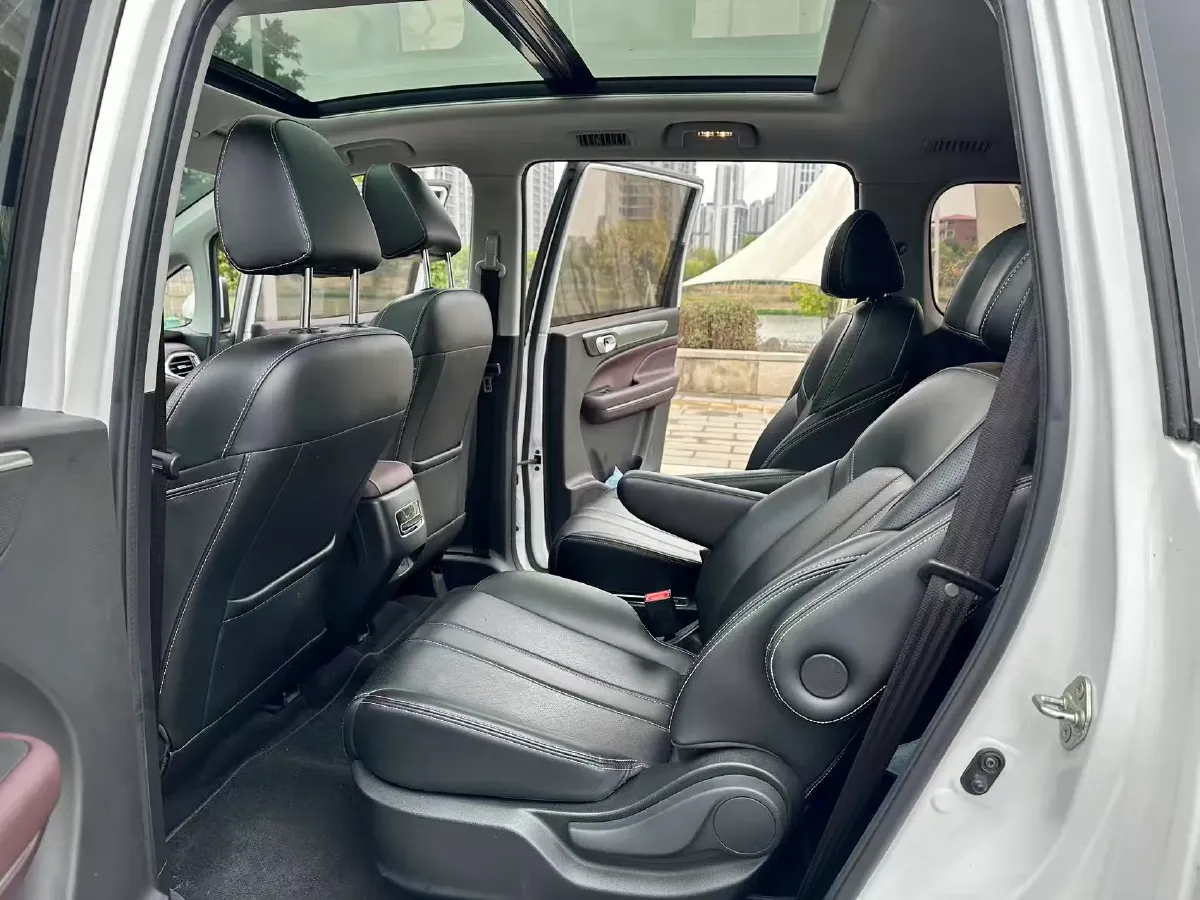 2021 GAC Trumpchi M6 1.5T 169HP L4 6AT,autocango,china used car exporter,china ev exporter,chinese used car exporter,chinese used ev exporter