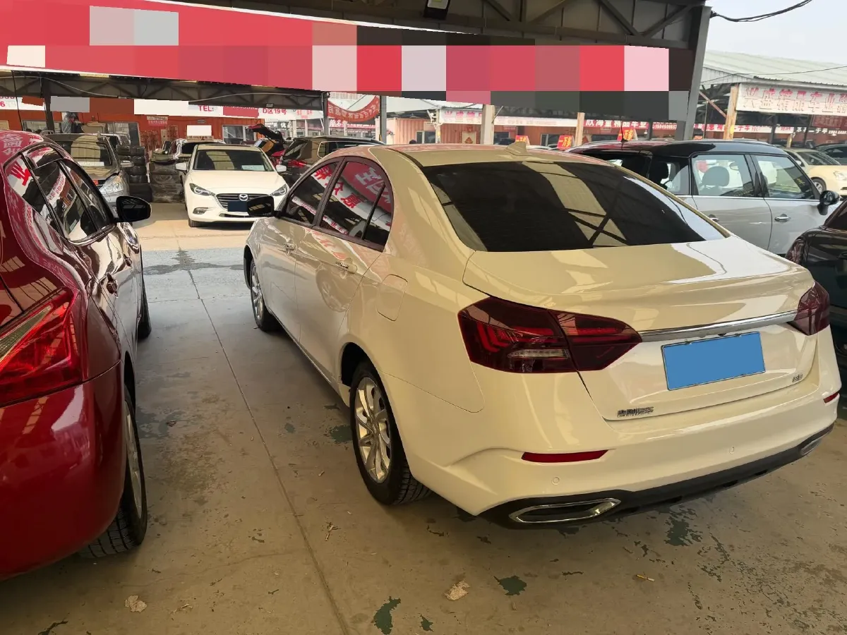 2021 BaoJun 530 1.5T 147HP L4 CVT,autocango,china used car exporter,china ev exporter,chinese used car exporter,chinese used ev exporter