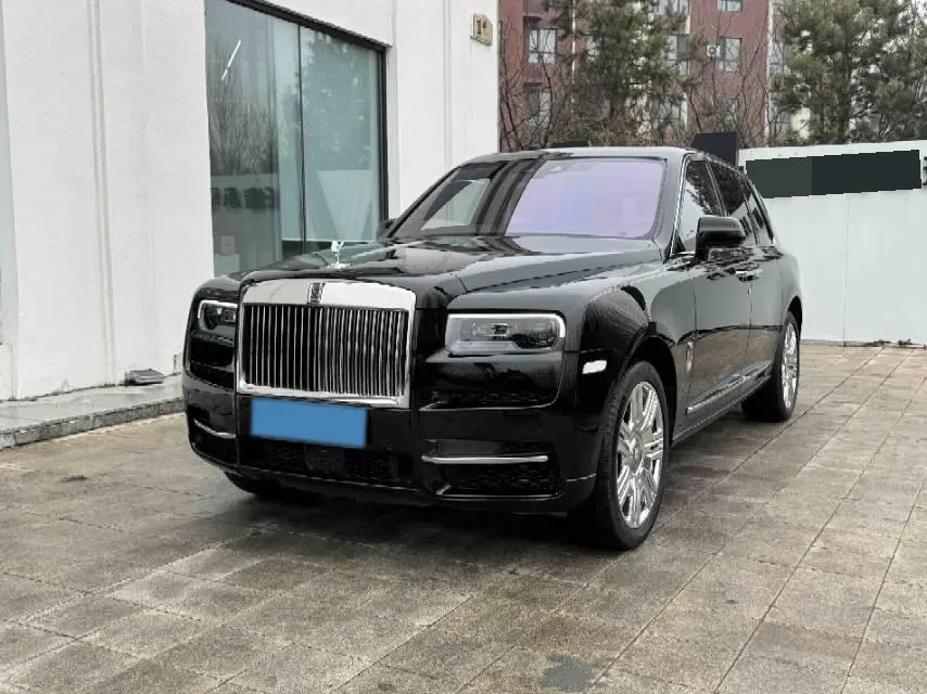2018 Rolls-Royce Cullinan 6.7T 571HP V12 8AT,autocango,china used car exporter,china ev exporter,chinese used car exporter,chinese used ev exporter