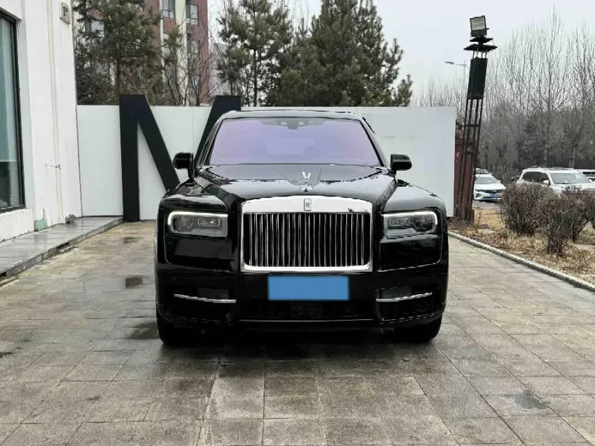 2018 Rolls-Royce Cullinan 6.7T 571HP V12 8AT,autocango,china used car exporter,china ev exporter,chinese used car exporter,chinese used ev exporter