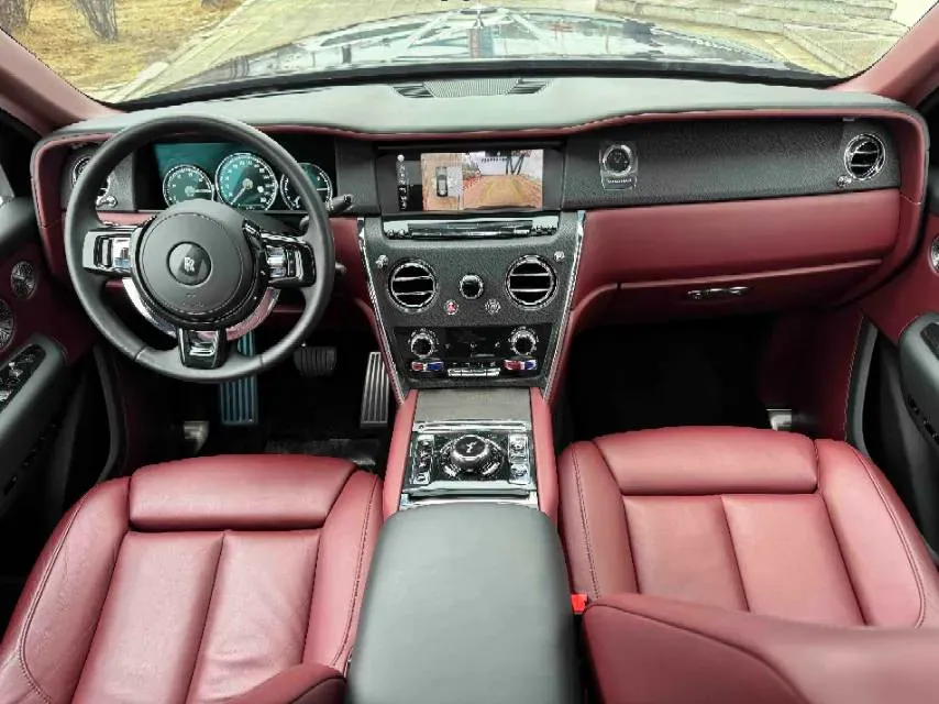 2018 Rolls-Royce Cullinan 6.7T 571HP V12 8AT,autocango,china used car exporter,china ev exporter,chinese used car exporter,chinese used ev exporter