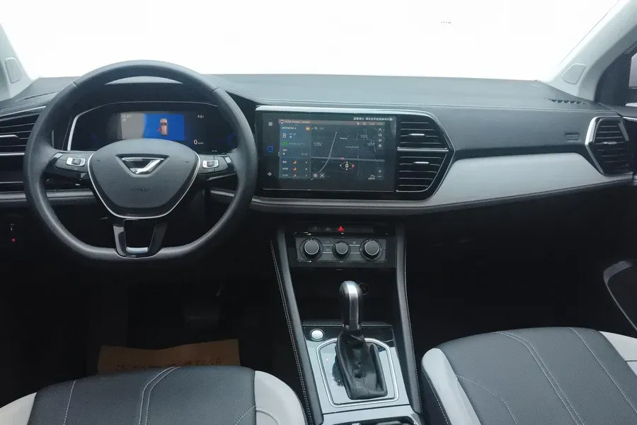 2024 Jetta VS7 1.4T 150HP L4 6AT,autocango,china used car exporter,china ev exporter,chinese used car exporter,chinese used ev exporter