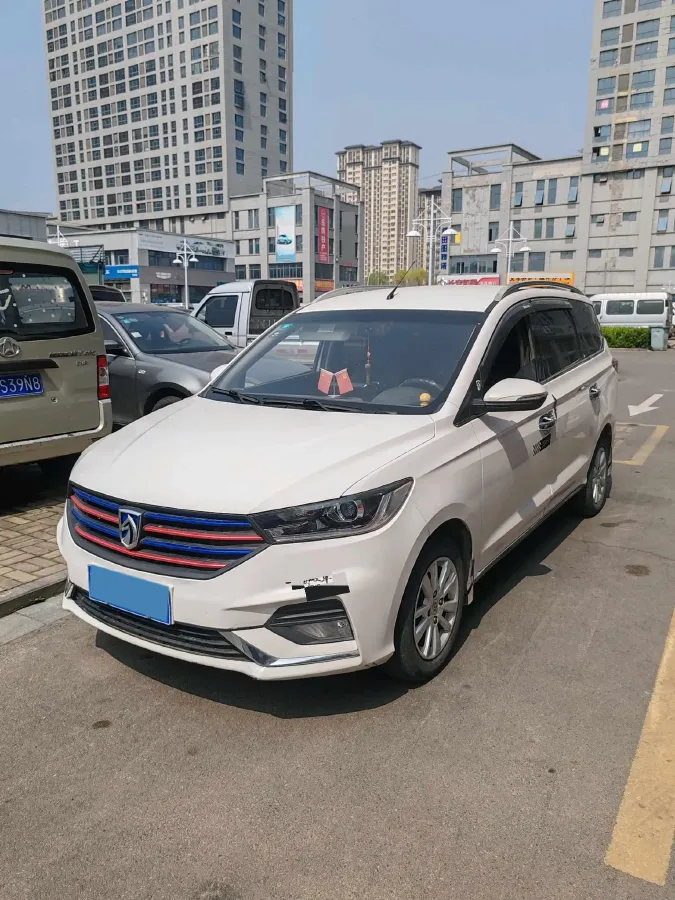 2018 BaoJun 360 1.5L 112HP L4 6MT,autocango,china used car exporter,china ev exporter,chinese used car exporter,chinese used ev exporter