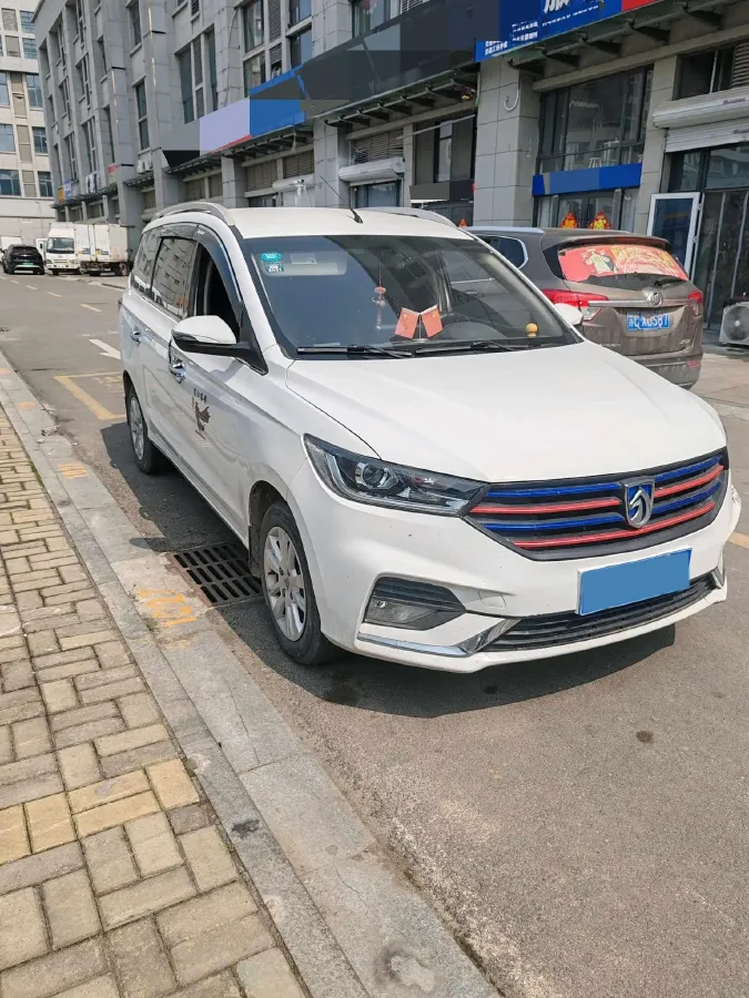 2018 BaoJun 360 1.5L 112HP L4 6MT,autocango,china used car exporter,china ev exporter,chinese used car exporter,chinese used ev exporter