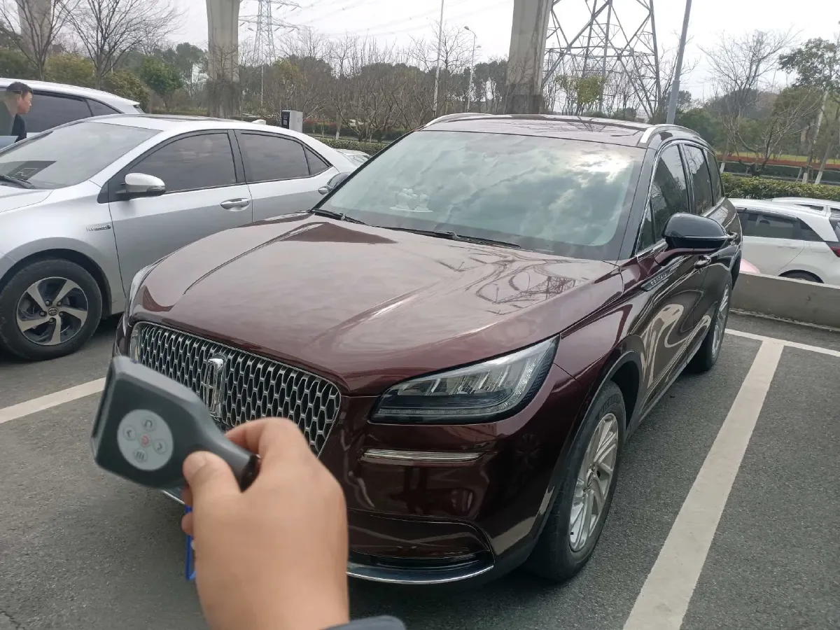 2020 Lincoln Corsair 2.0T 245HP L4 8AT,autocango,china used car exporter,china ev exporter,chinese used car exporter,chinese used ev exporter