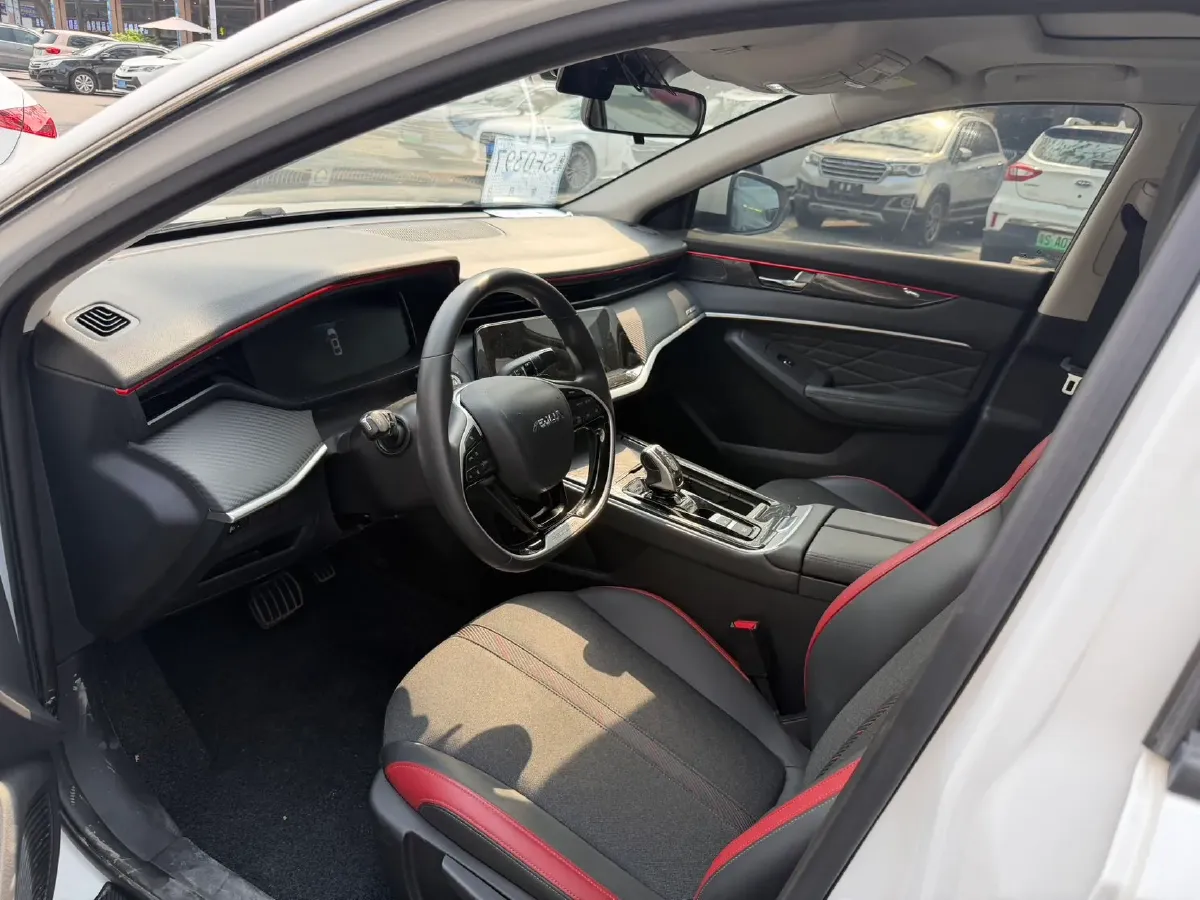 2021 DongFeng Aeolus YiXuan MAX 1.5T 190HP L4 7DCT,autocango,china used car exporter,china ev exporter,chinese used car exporter,chinese used ev exporter