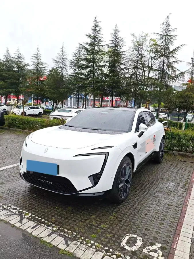 2025 Avatr 11 1.5T 156HP L4 REEV 39.05KWH,autocango,china used car exporter,china ev exporter,chinese used car exporter,chinese used ev exporter