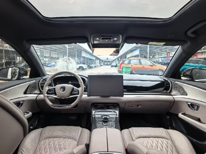 2025 BYD Han BEV 72KWH,autocango,china used car exporter,china ev exporter,chinese used car exporter,chinese used ev exporter