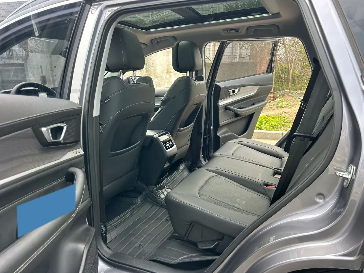 2021 Chery Tiggo 8 1.6T 197HP L4 7DCT,autocango,china used car exporter,china ev exporter,chinese used car exporter,chinese used ev exporter