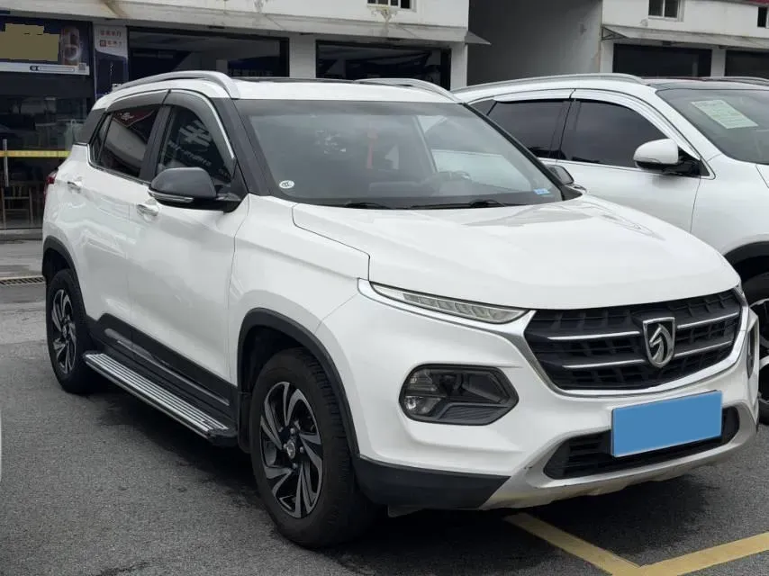 2017 BaoJun 510 1.5L 112HP L4 6MT,autocango,china used car exporter,china ev exporter,chinese used car exporter,chinese used ev exporter