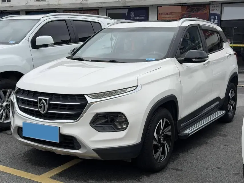 2017 BaoJun 510 1.5L 112HP L4 6MT,autocango,china used car exporter,china ev exporter,chinese used car exporter,chinese used ev exporter