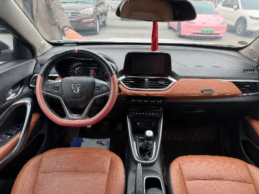 2017 BaoJun 510 1.5L 112HP L4 6MT,autocango,china used car exporter,china ev exporter,chinese used car exporter,chinese used ev exporter