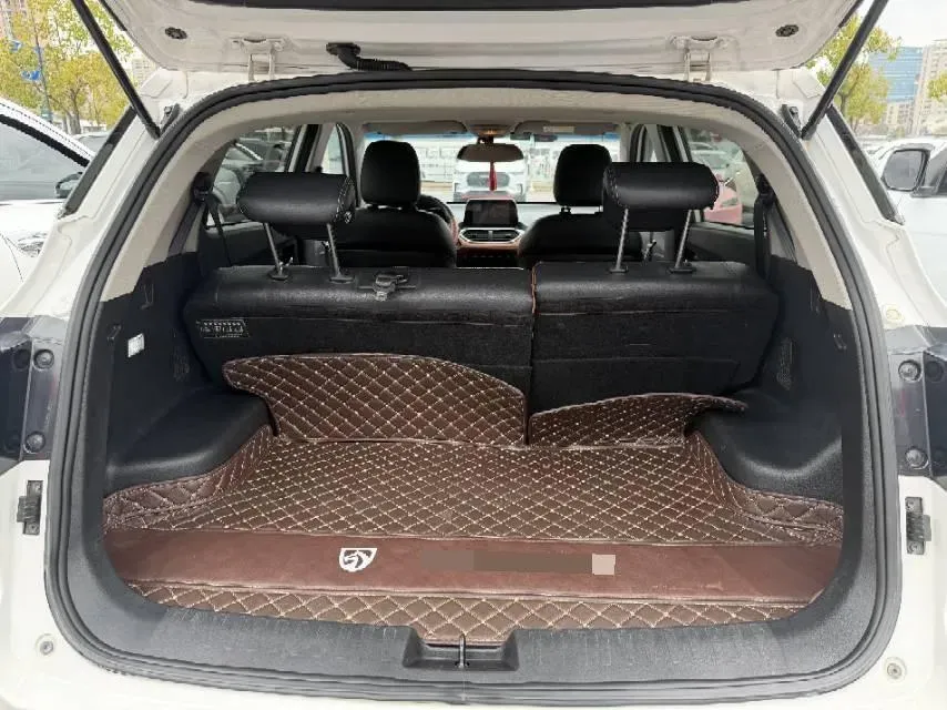 2017 BaoJun 510 1.5L 112HP L4 6MT,autocango,china used car exporter,china ev exporter,chinese used car exporter,chinese used ev exporter