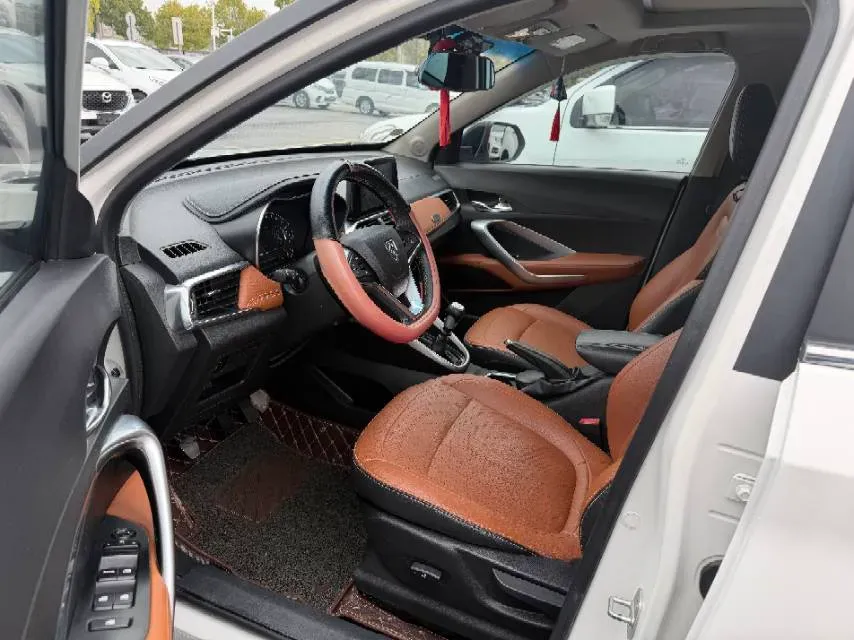 2017 BaoJun 510 1.5L 112HP L4 6MT,autocango,china used car exporter,china ev exporter,chinese used car exporter,chinese used ev exporter