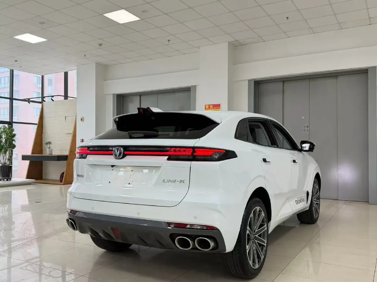 2021 ChangAn UNI-K 2.0T 233HP L4 8AT,autocango,china used car exporter,china ev exporter,chinese used car exporter,chinese used ev exporter