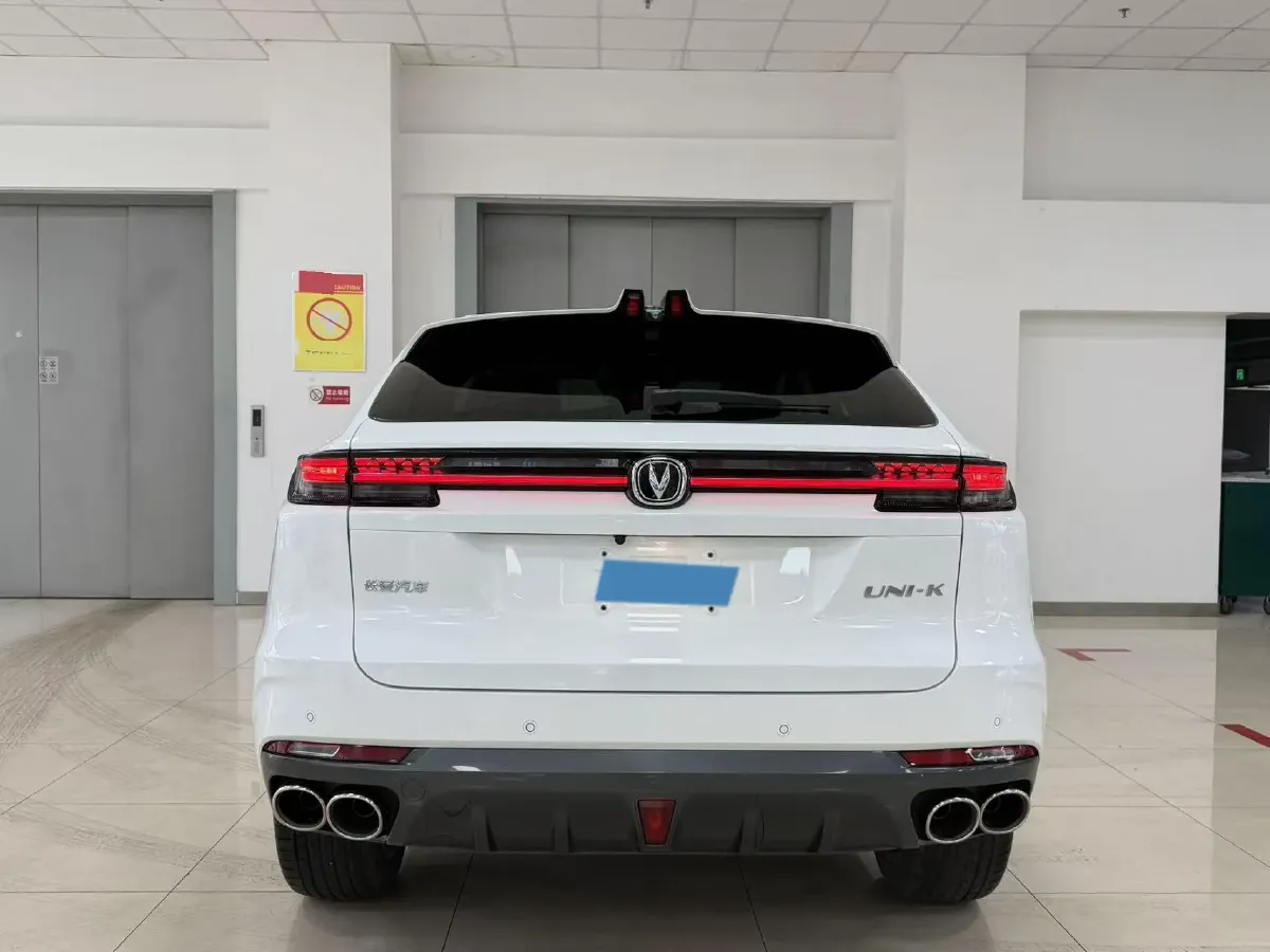 2021 ChangAn UNI-K 2.0T 233HP L4 8AT,autocango,china used car exporter,china ev exporter,chinese used car exporter,chinese used ev exporter