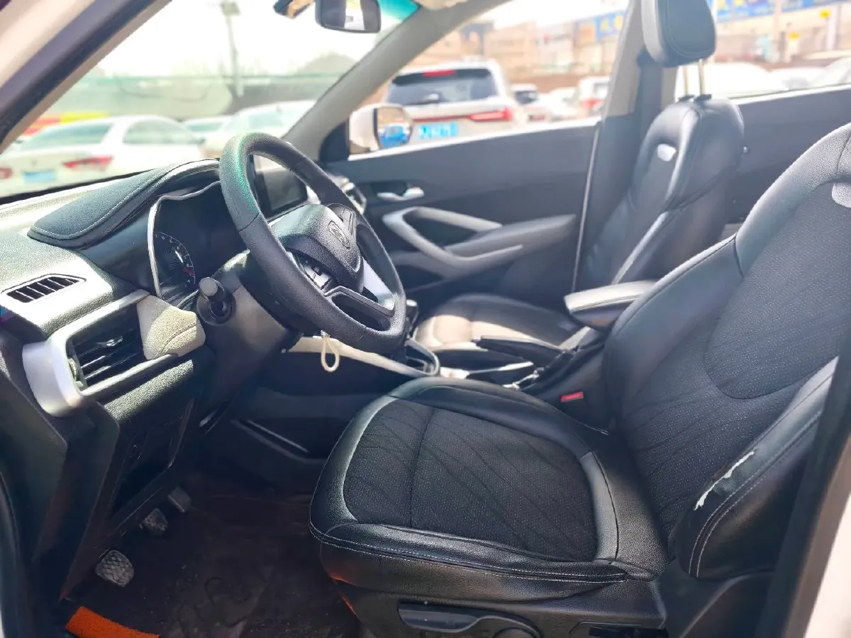 2017 BaoJun 510 1.5L 112HP L4 6MT,autocango,china used car exporter,china ev exporter,chinese used car exporter,chinese used ev exporter