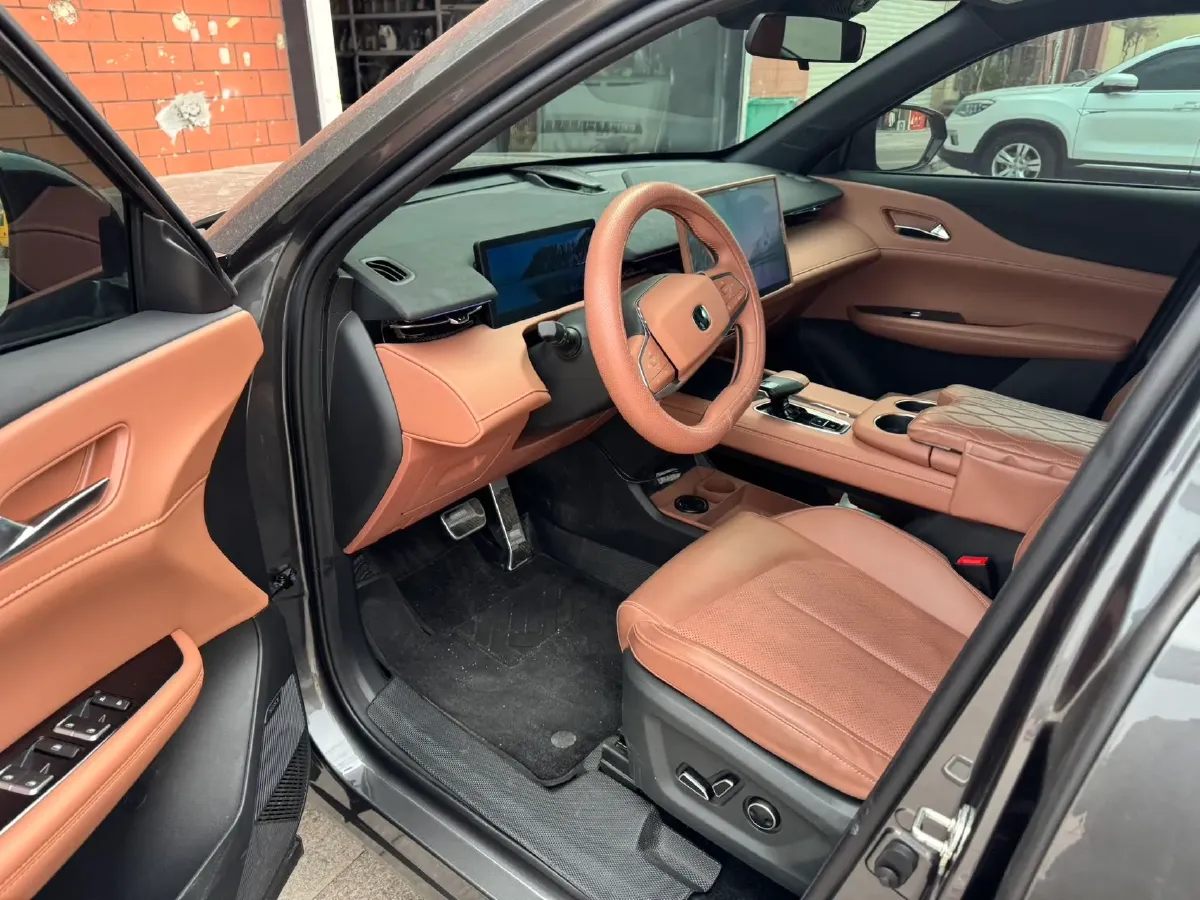 2025 ChangAn UNI-Z 1.5T 188HP L4 7DCT,autocango,china used car exporter,china ev exporter,chinese used car exporter,chinese used ev exporter