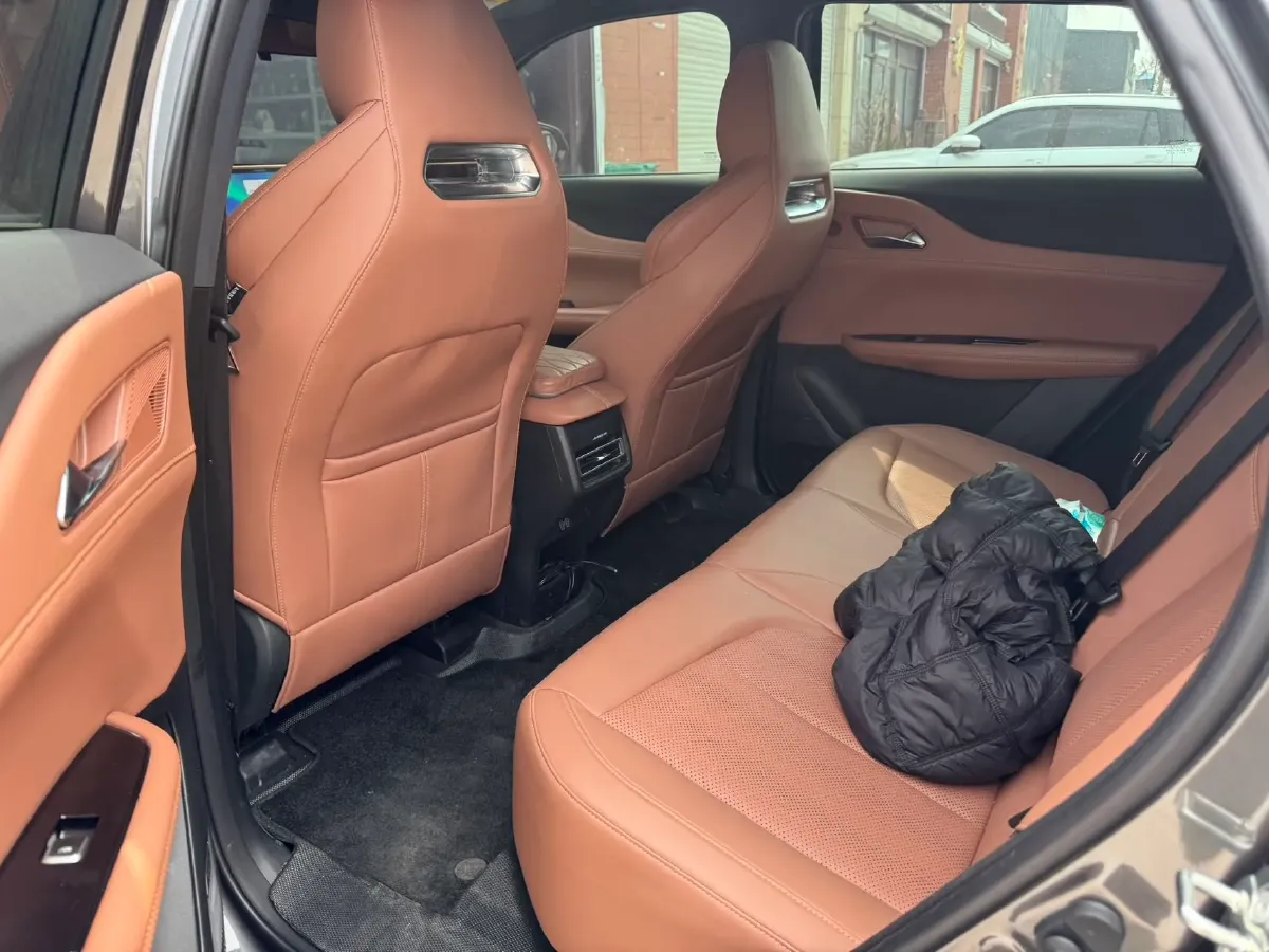 2025 ChangAn UNI-Z 1.5T 188HP L4 7DCT,autocango,china used car exporter,china ev exporter,chinese used car exporter,chinese used ev exporter