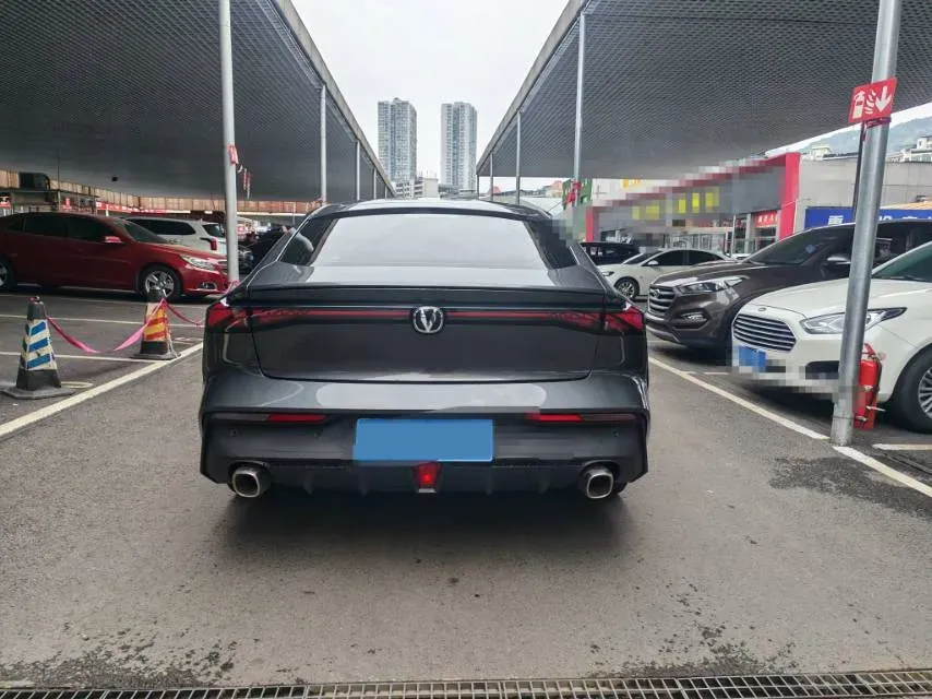 2023 ChangAn UNI-V 1.5T 188HP L4 7DCT,autocango,china used car exporter,china ev exporter,chinese used car exporter,chinese used ev exporter