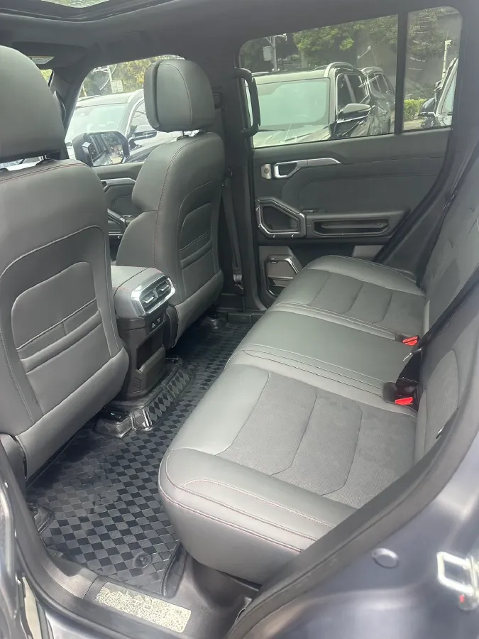 2023 Jetour Traveller 2.0T 254HP L4 7DCT,autocango,china used car exporter,china ev exporter,chinese used car exporter,chinese used ev exporter