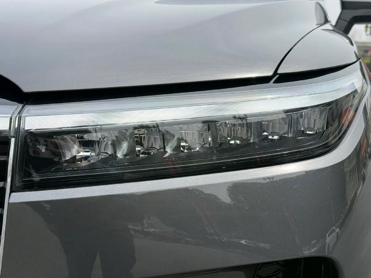 2021 Li ONE Range Extended 131HP REEV 40.5KWH,autocango,china used car exporter,china ev exporter,chinese used car exporter,chinese used ev exporter