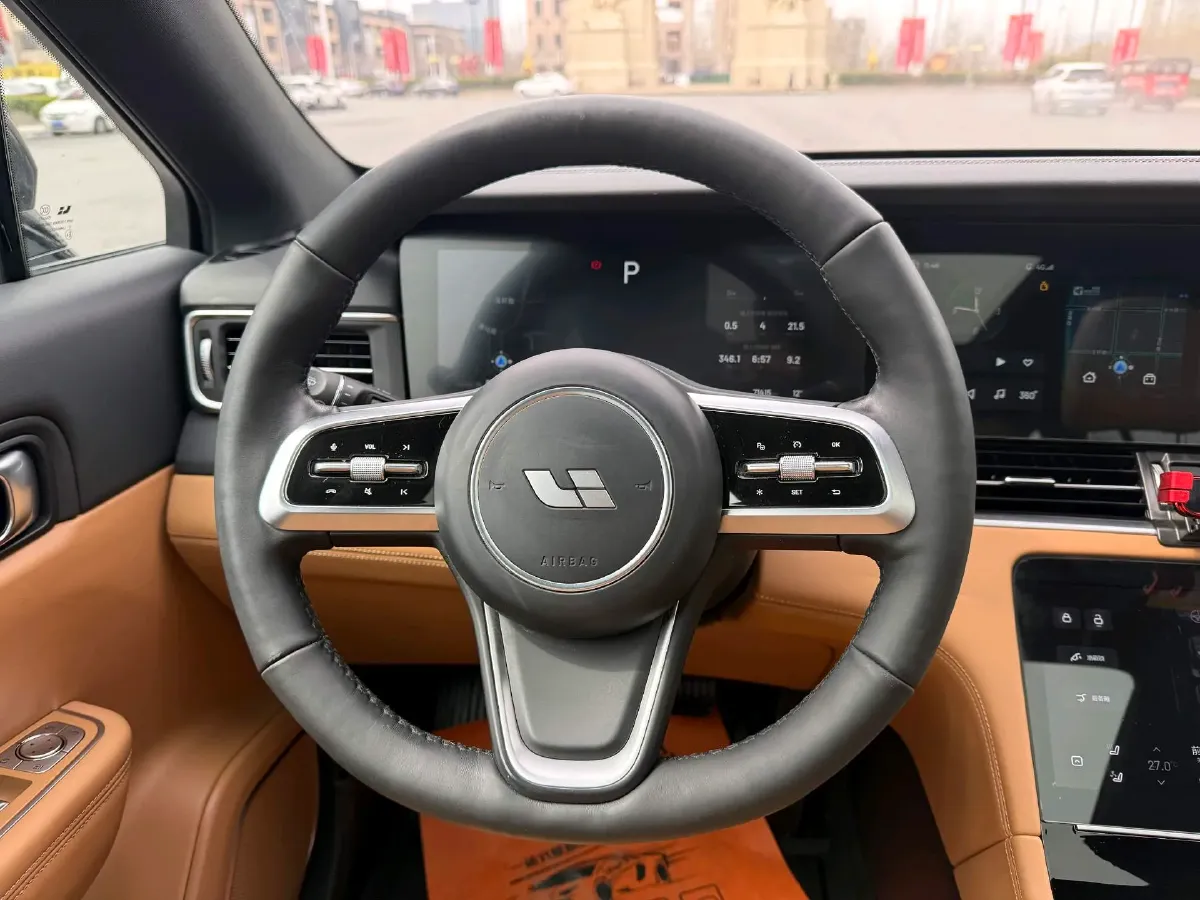 2021 Li ONE Range Extended 131HP REEV 40.5KWH,autocango,china used car exporter,china ev exporter,chinese used car exporter,chinese used ev exporter