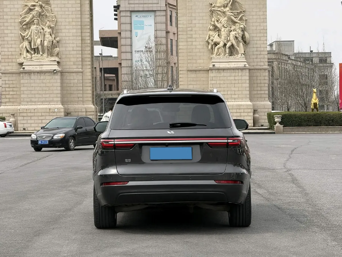 2021 Li ONE Range Extended 131HP REEV 40.5KWH,autocango,china used car exporter,china ev exporter,chinese used car exporter,chinese used ev exporter