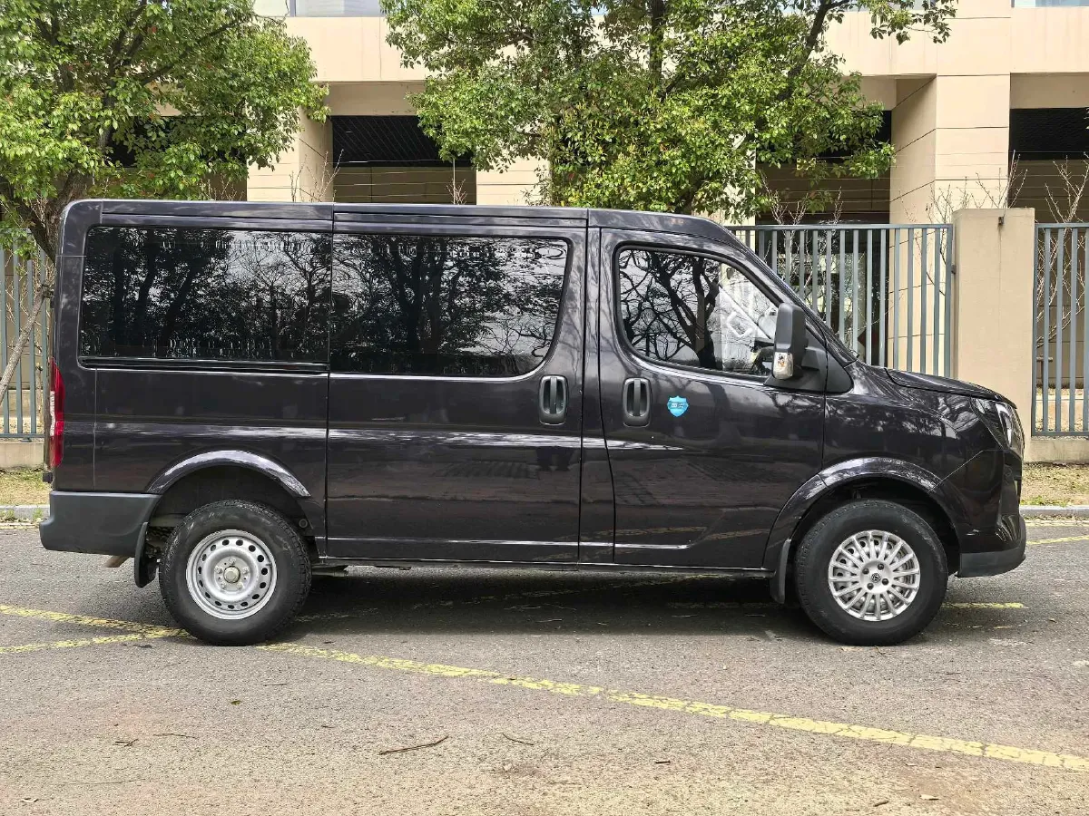 2023 DongFeng DFAC YuFeng 2.0T 136HP L4 7DCT,autocango,china used car exporter,china ev exporter,chinese used car exporter,chinese used ev exporter