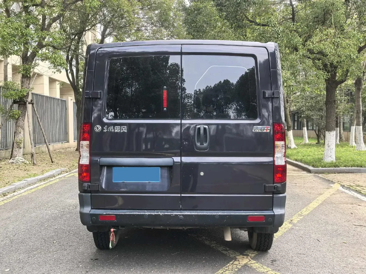 2023 DongFeng DFAC YuFeng 2.0T 136HP L4 7DCT,autocango,china used car exporter,china ev exporter,chinese used car exporter,chinese used ev exporter