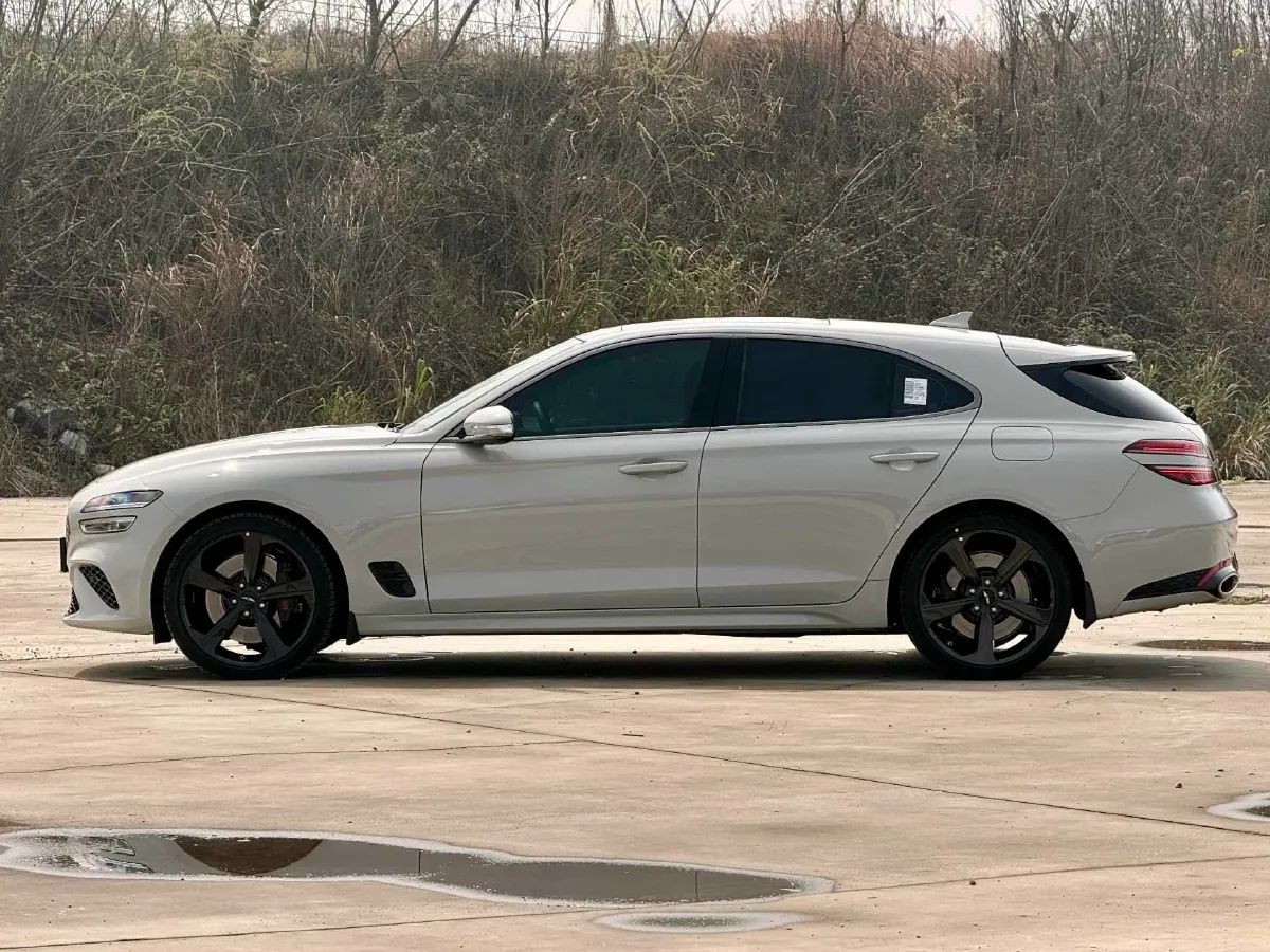 2024 Genesis G70 2.0T 245HP L4 8AT,autocango,china used car exporter,china ev exporter,chinese used car exporter,chinese used ev exporter
