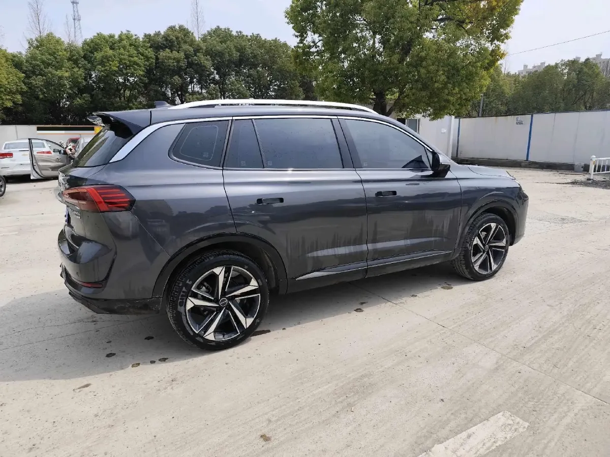 2022 Roewe RX5 MAX 1.5T 181HP L4 6AT,autocango,china used car exporter,china ev exporter,chinese used car exporter,chinese used ev exporter