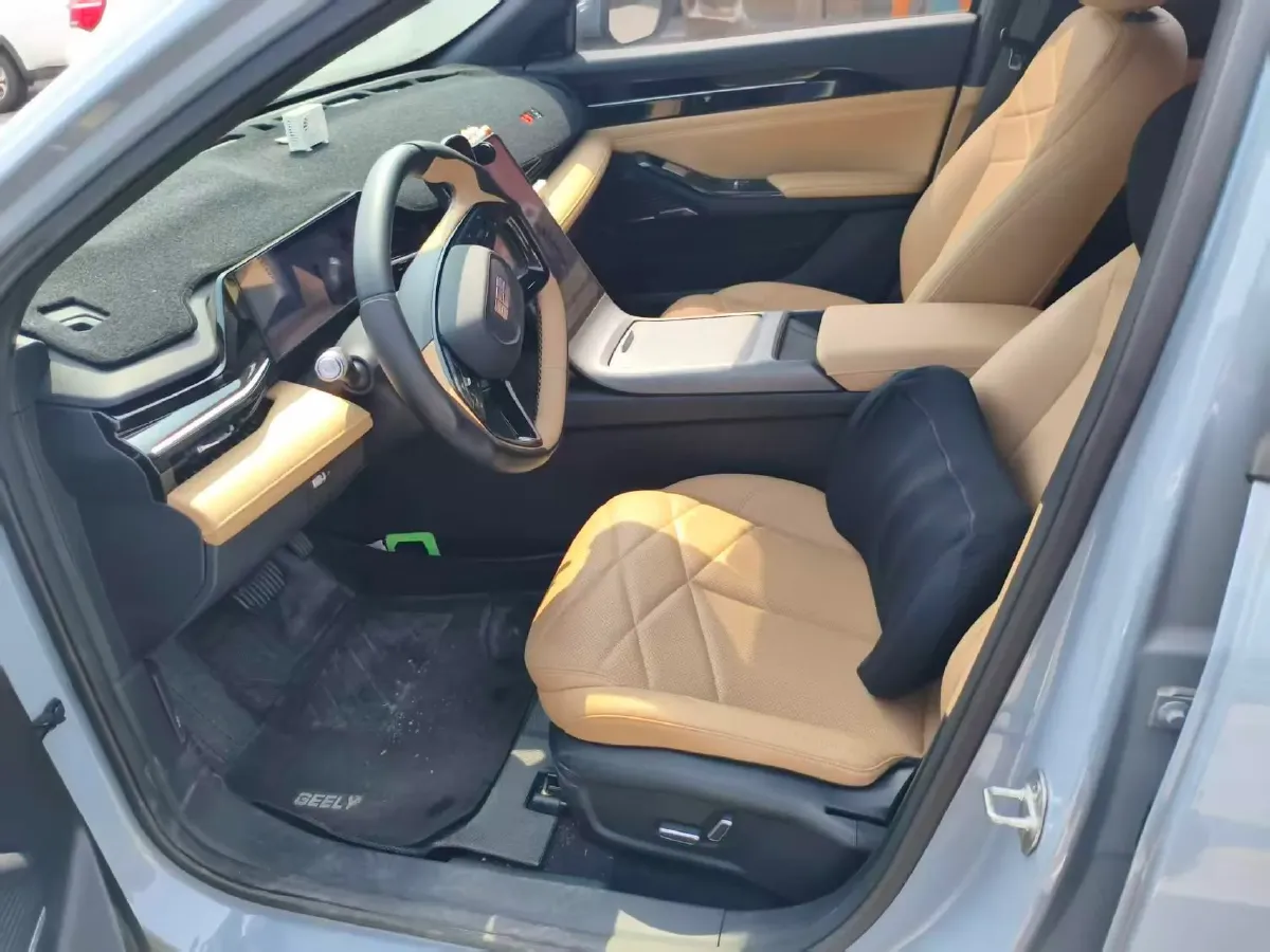 2024 Geely Galaxy L6 1.5T 163HP L4 3DHT PHEV,autocango,china used car exporter,china ev exporter,chinese used car exporter,chinese used ev exporter