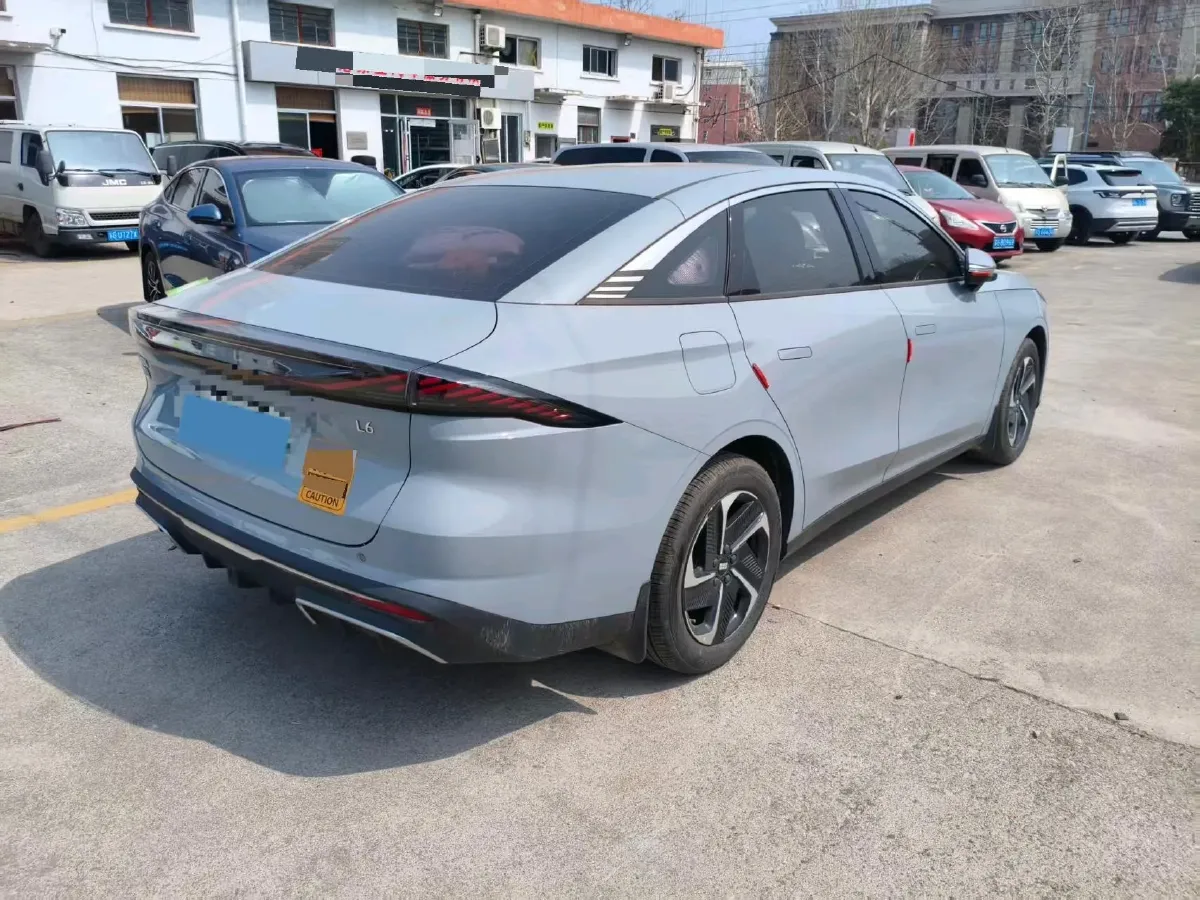 2024 Geely Galaxy L6 1.5T 163HP L4 3DHT PHEV,autocango,china used car exporter,china ev exporter,chinese used car exporter,chinese used ev exporter