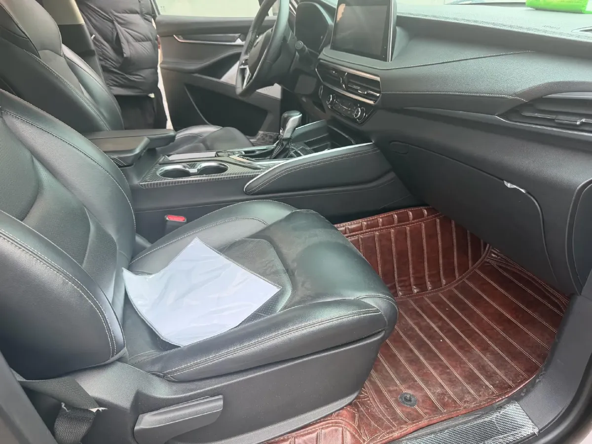 2017 MAXUS D90 2.0T 224HP L4 6AT,autocango,china used car exporter,china ev exporter,chinese used car exporter,chinese used ev exporter