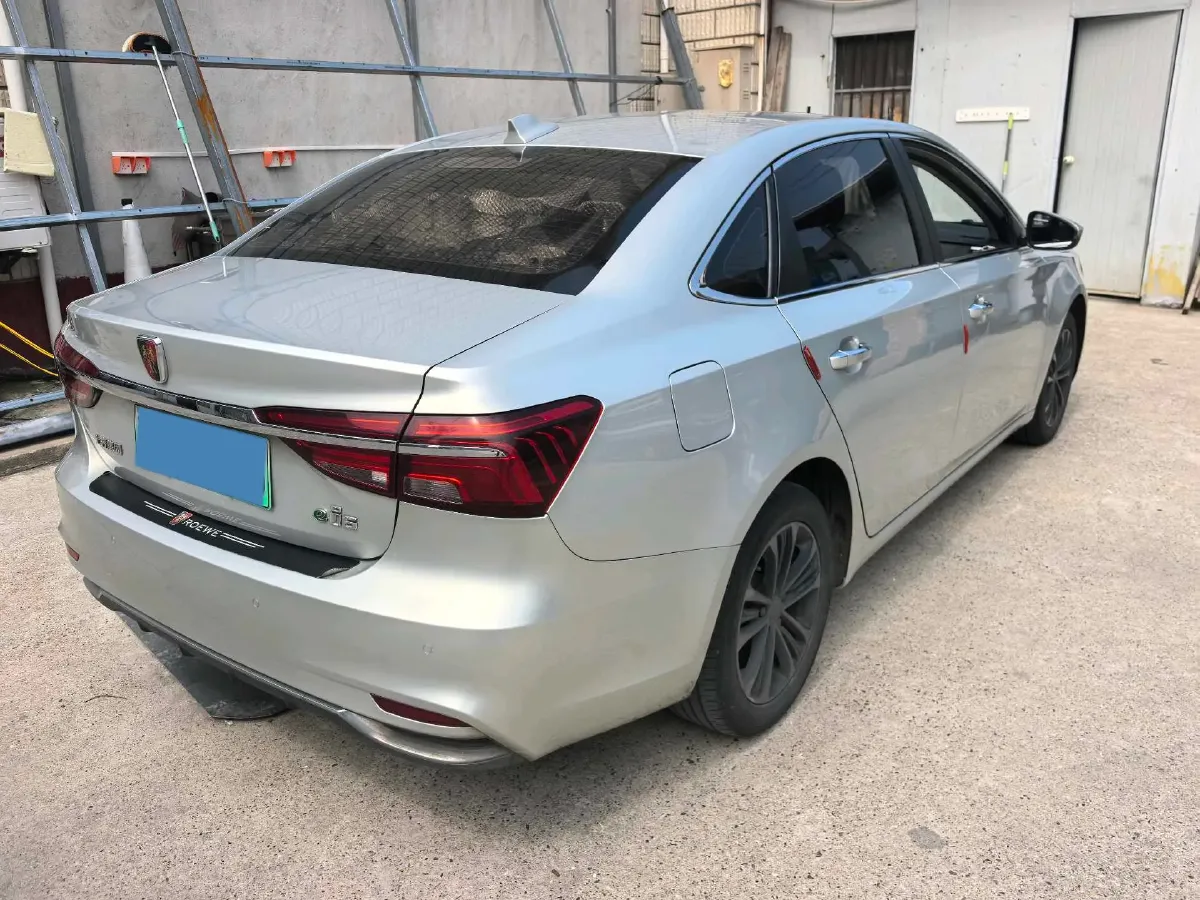 2019 Roewe i6 1.5T 169HP L4 AMT PHEV 9.1KWH,autocango,china used car exporter,china ev exporter,chinese used car exporter,chinese used ev exporter