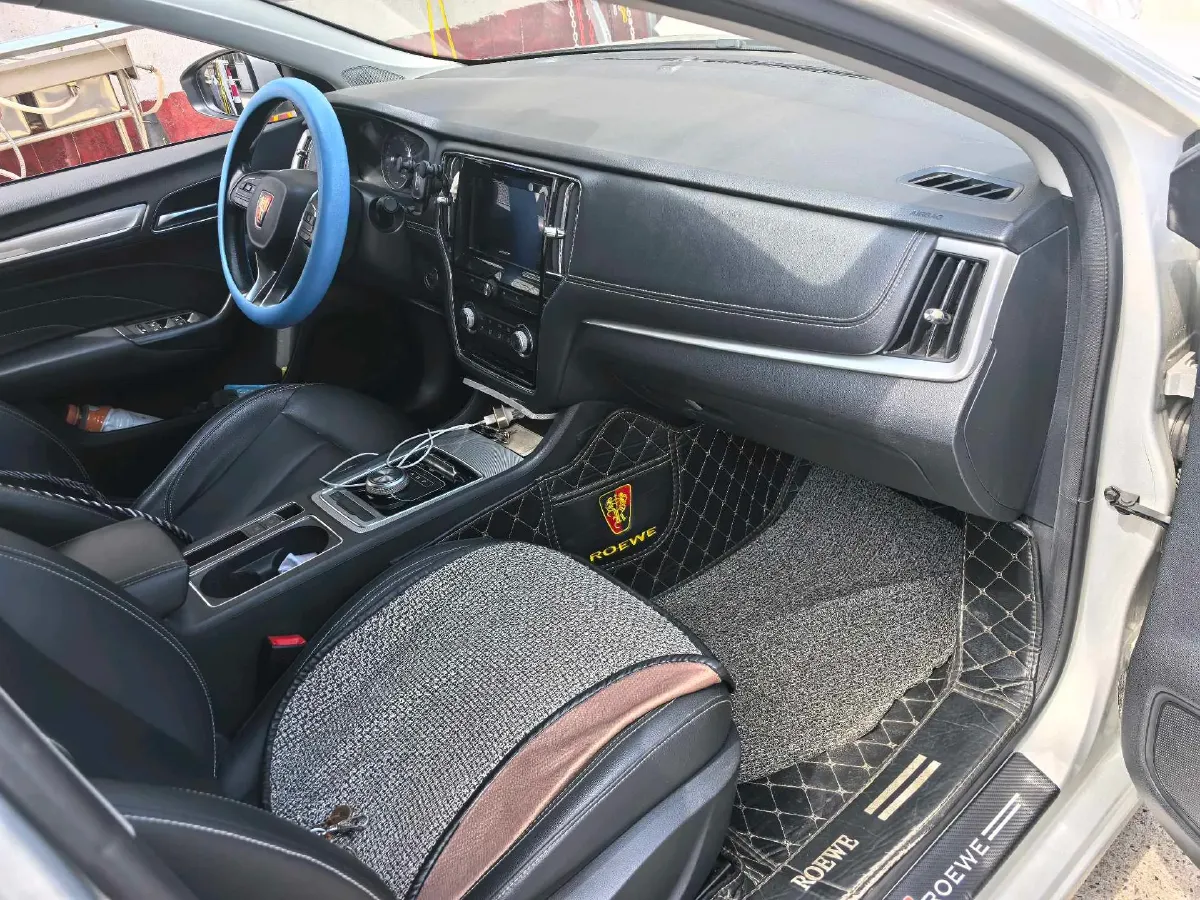 2019 Roewe i6 1.5T 169HP L4 AMT PHEV 9.1KWH,autocango,china used car exporter,china ev exporter,chinese used car exporter,chinese used ev exporter