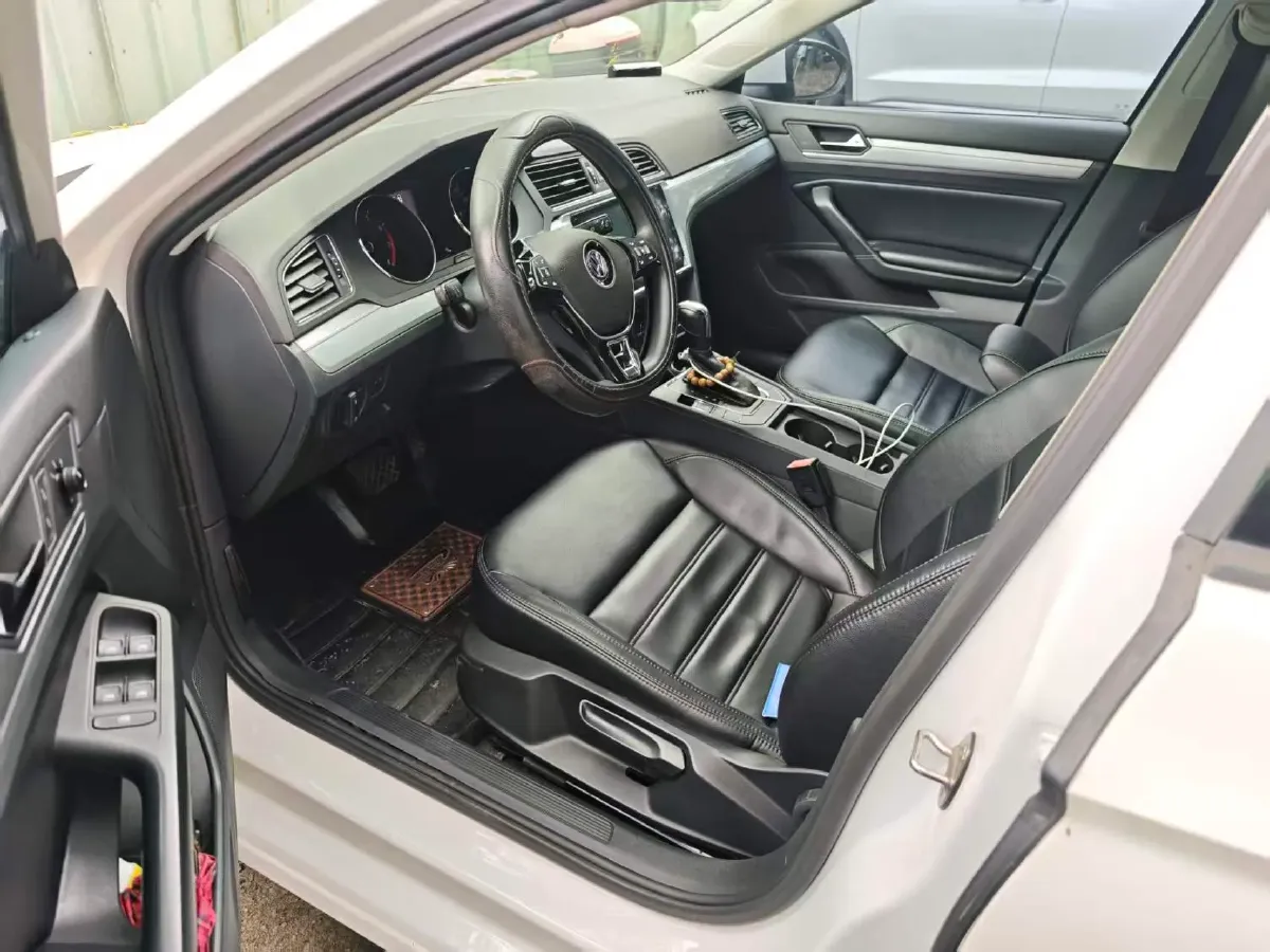 2018 Volkswagen Lamando 1.4T 131HP L4 7DCT,autocango,china used car exporter,china ev exporter,chinese used car exporter,chinese used ev exporter