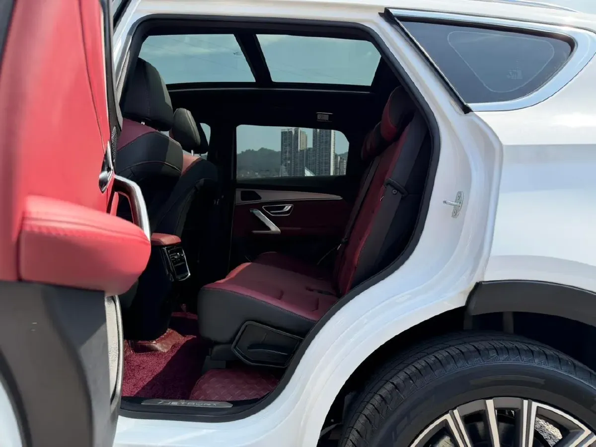 2023 Jetour X70 Plus 1.5T 156HP L4 CVT,autocango,china used car exporter,china ev exporter,chinese used car exporter,chinese used ev exporter