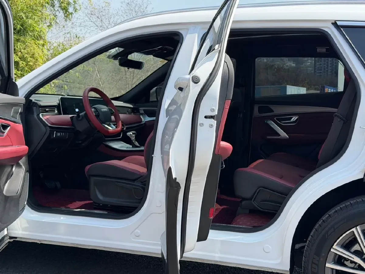 2023 Jetour X70 Plus 1.5T 156HP L4 CVT,autocango,china used car exporter,china ev exporter,chinese used car exporter,chinese used ev exporter